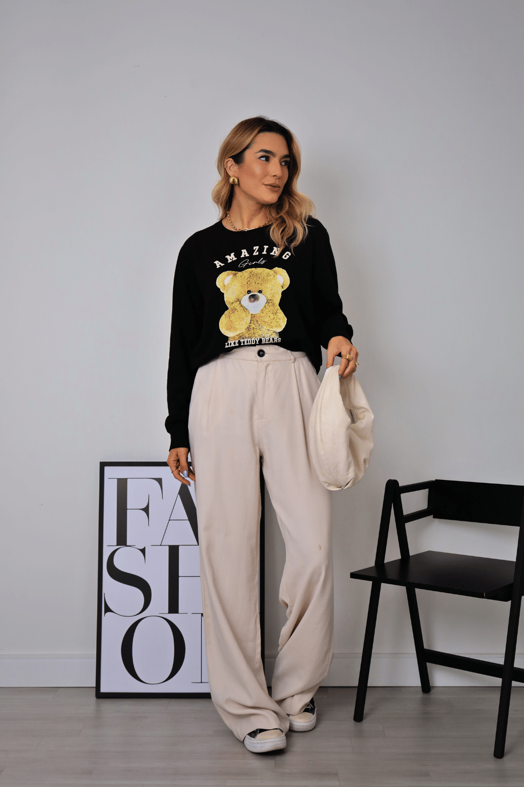 CASACO MOLETOM _ AMAZING GIRL _ PRETO CASACO MOLETOM _ AMAZING GIRL _ PRETO