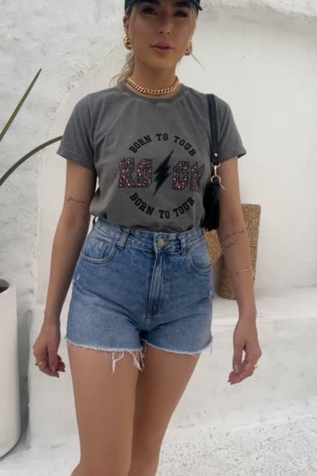 T SHIRT _ BORN TO TOUR T SHIRT _ BORN TO TOUR