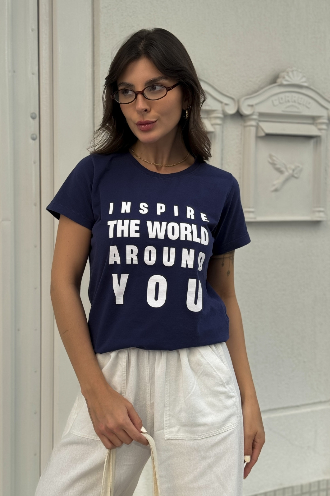 T SHIRT _  INSPIRE THE WORLD