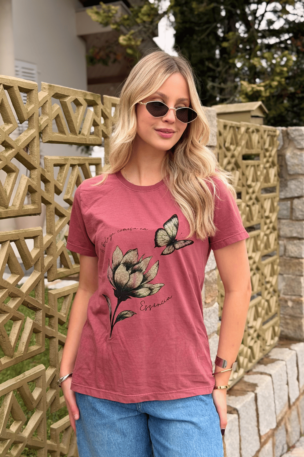 T-SHIRT  _  A BELEZA [BORBOLETA]