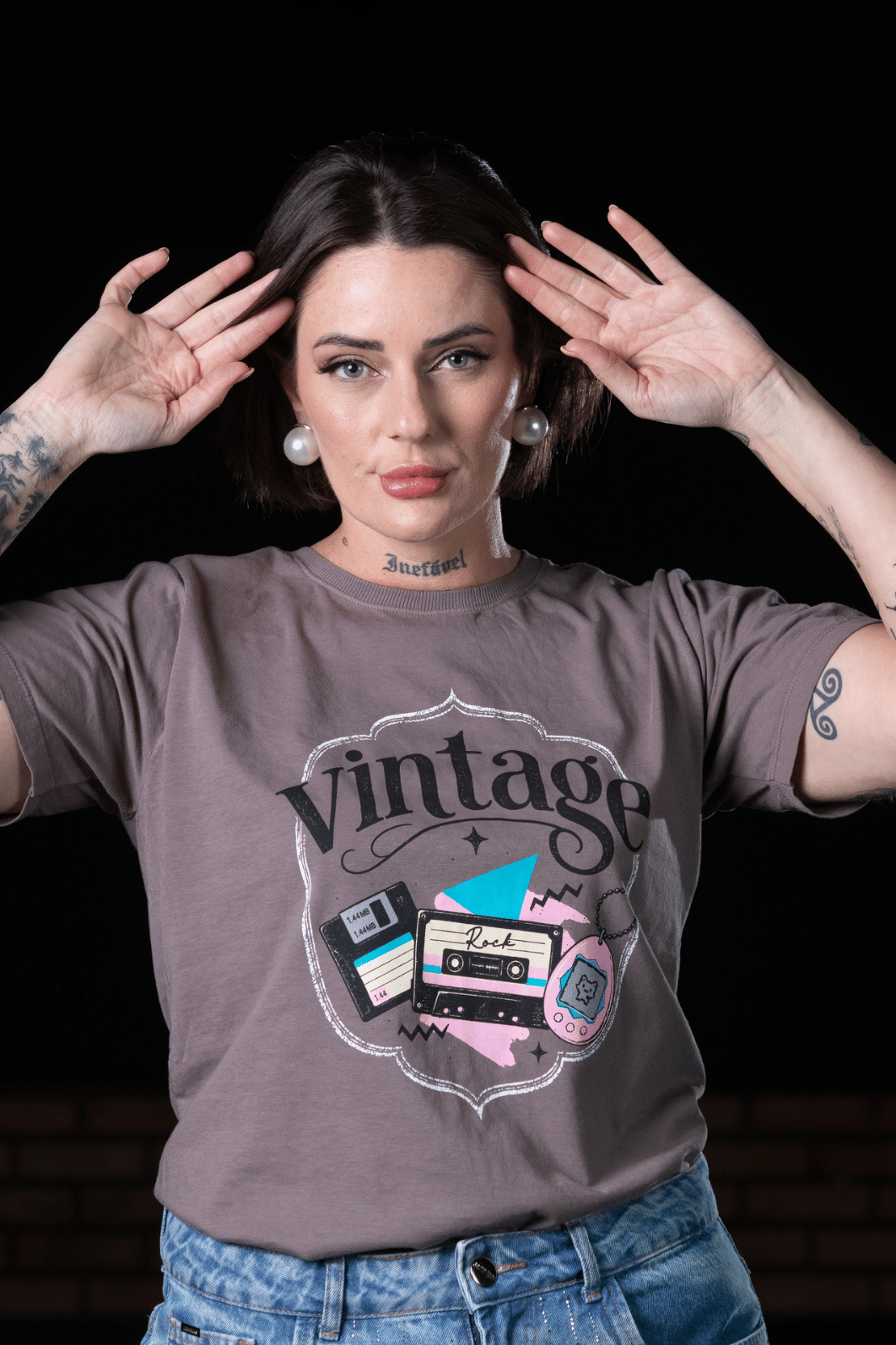 T-SHIRT  _  VINTAGE [GADGETS]