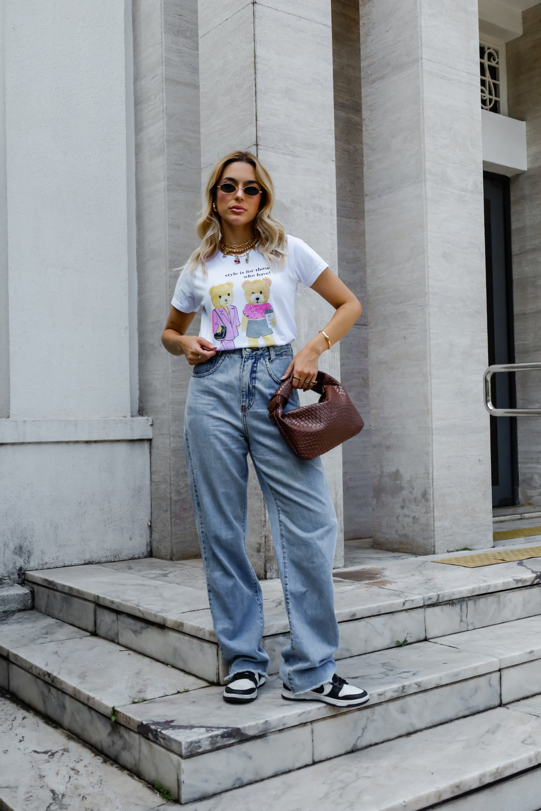 T SHIRT  _  STYLE IS FOR THOSE [URSAS]  _  BRANCA