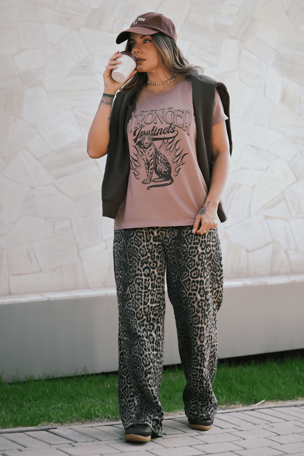 T- SHIRT _ STRONGER T- SHIRT _ STRONGER