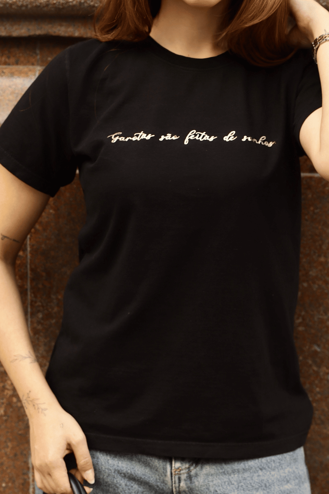 T-SHIRT _ GAROTAS SÃO FEITAS DE SONHOS T-SHIRT _ GAROTAS SÃO FEITAS DE SONHOS