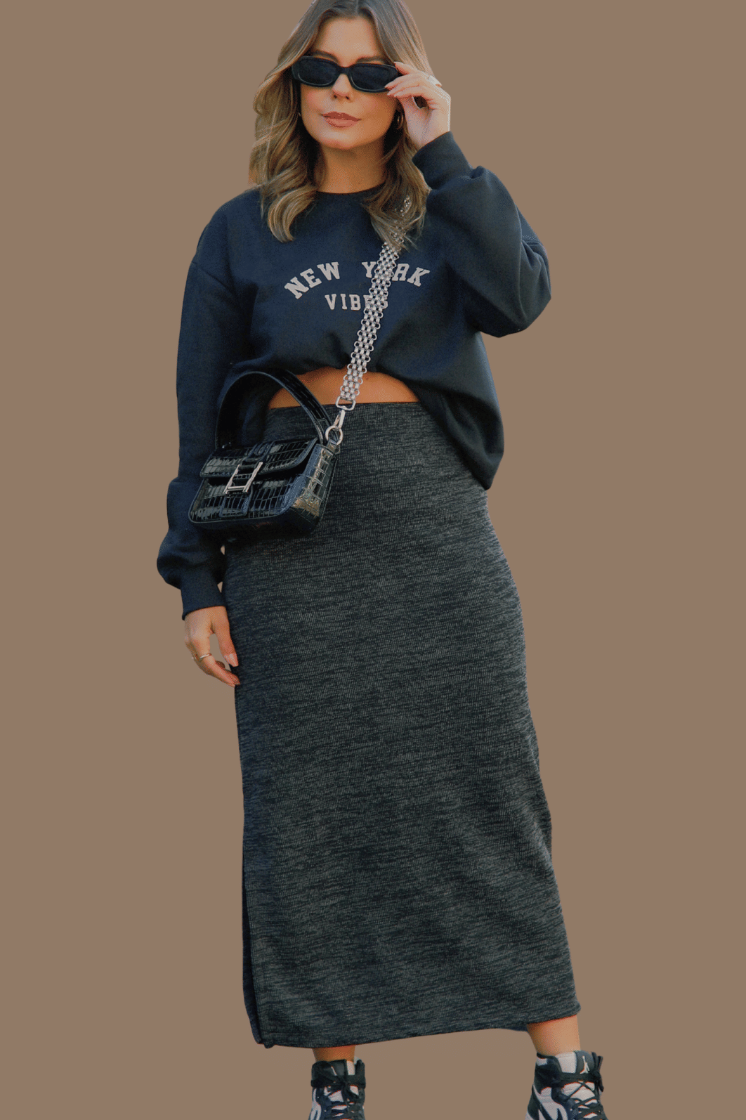 SAIA LÁPIS _ TRICOT CANELADO _ PRETO SAIA LÁPIS _ TRICOT CANELADO _ PRETO