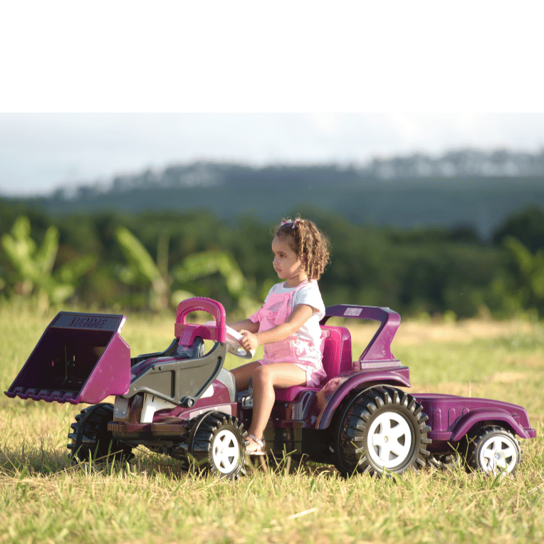 Trator Big Lady Boos com PÁ