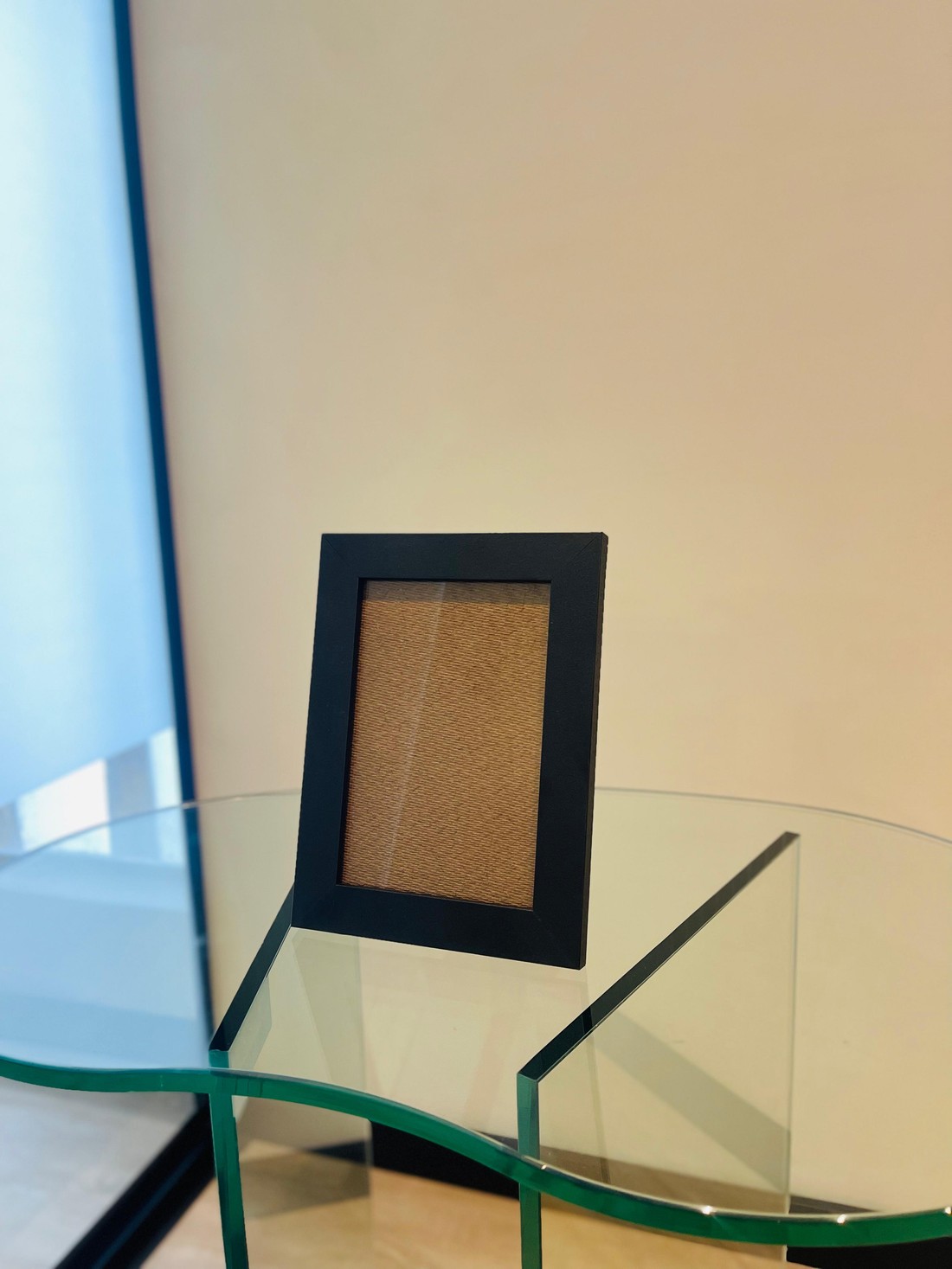 MOLDURA PRETA FOSCA - COM SUPORTE DE APOIO | 19cm X 14cm | VIDRO 2MM INCLUSO