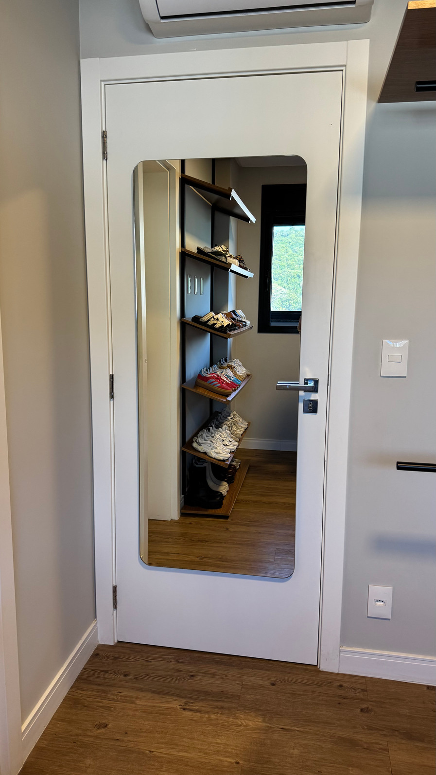 ESPELHO SLIM DOOR | 1500mmX600mm | COM CANTOS ARREDONDOS - SUPORTE MÃO AMIGA