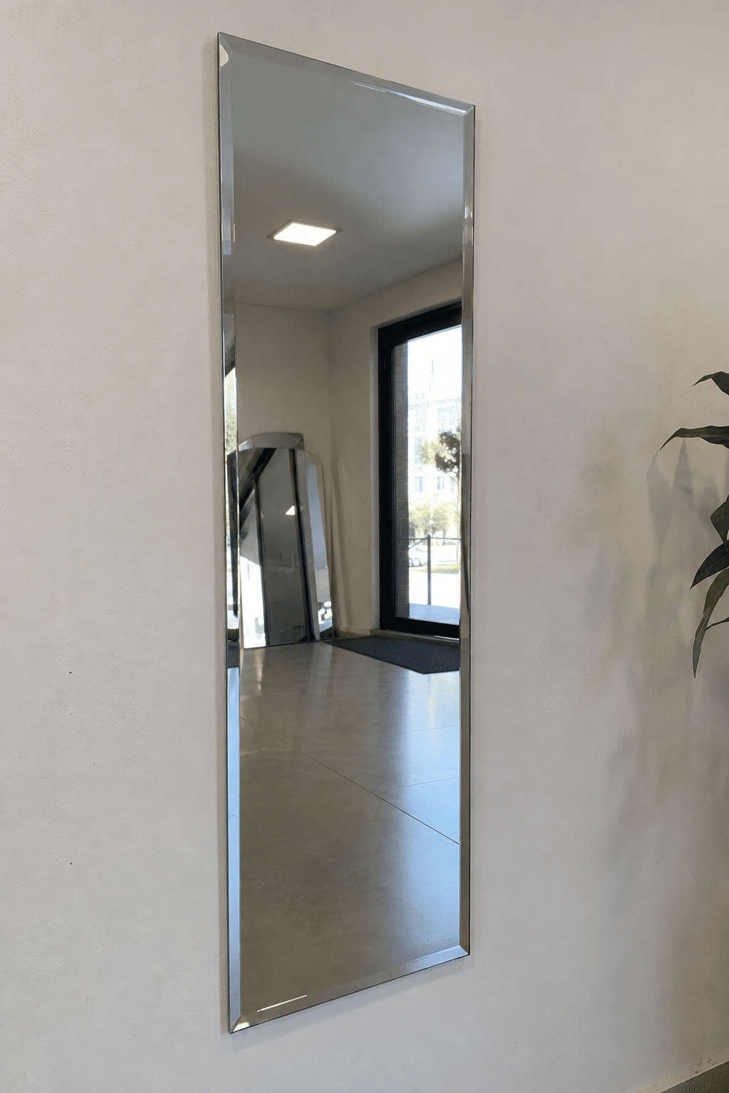 Espelho Cristal 4mm Bisotê 34x80cm – Outlet com Leves Avarias Espelho Cristal 4mm Bisotê 34x80cm – Outlet com Leves Avarias