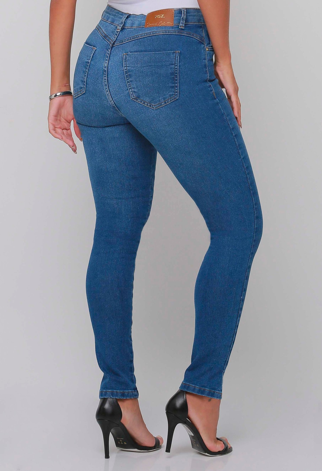 Calça Jeans Cigarrete Feminina 25229 Calça Jeans Cigarrete Feminina 25229