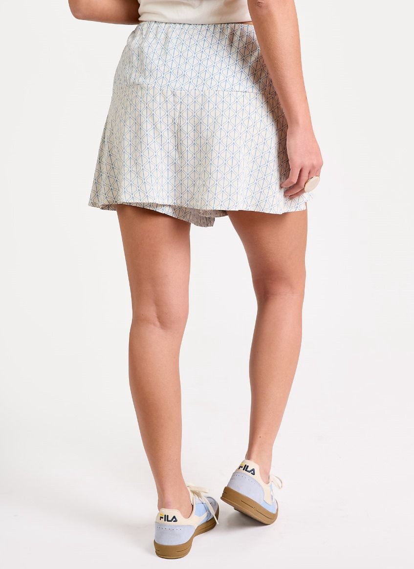 SHORTS SAIA VISCOSE FOLHAS SHORTS SAIA VISCOSE FOLHAS