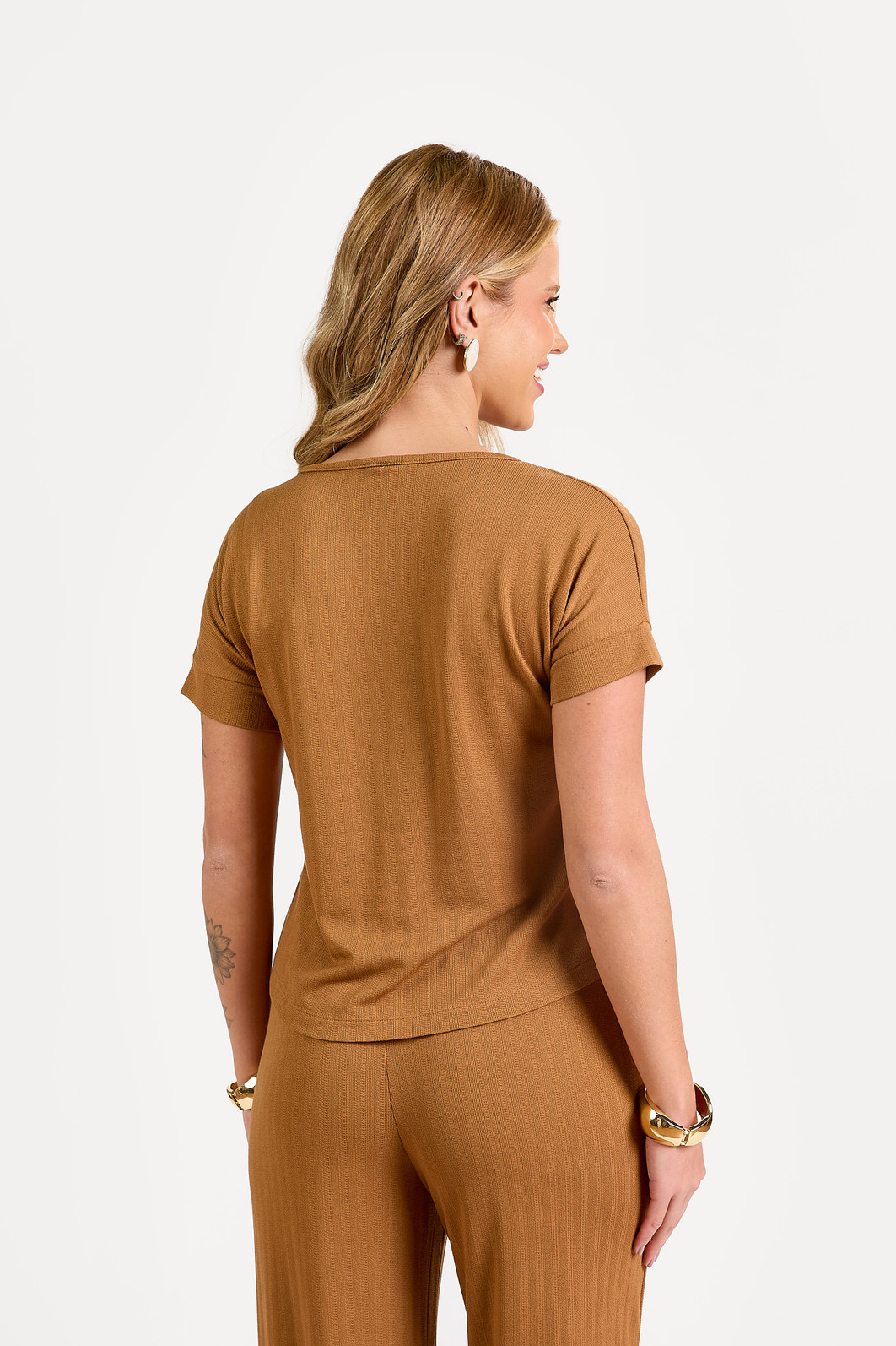 BLUSA BOTOES FRENTE IARA BLUSA BOTOES FRENTE IARA