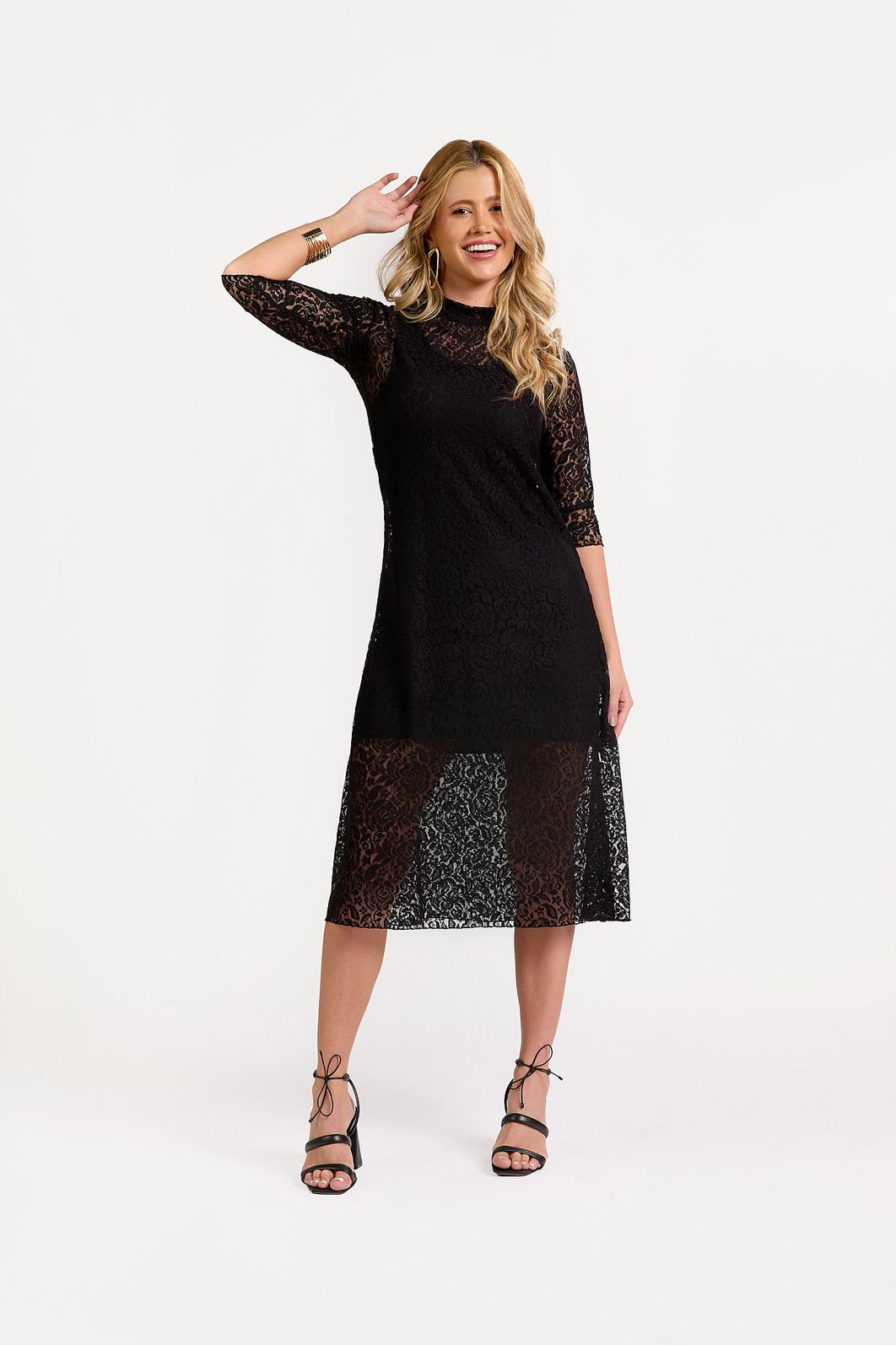 VESTIDO LONGO EM RENDA ENCANTO VESTIDO LONGO EM RENDA ENCANTO