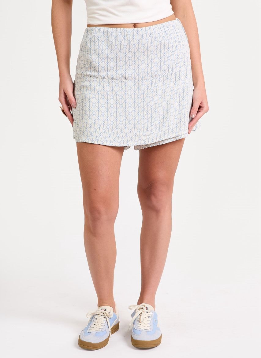SHORTS SAIA VISCOSE FOLHAS SHORTS SAIA VISCOSE FOLHAS