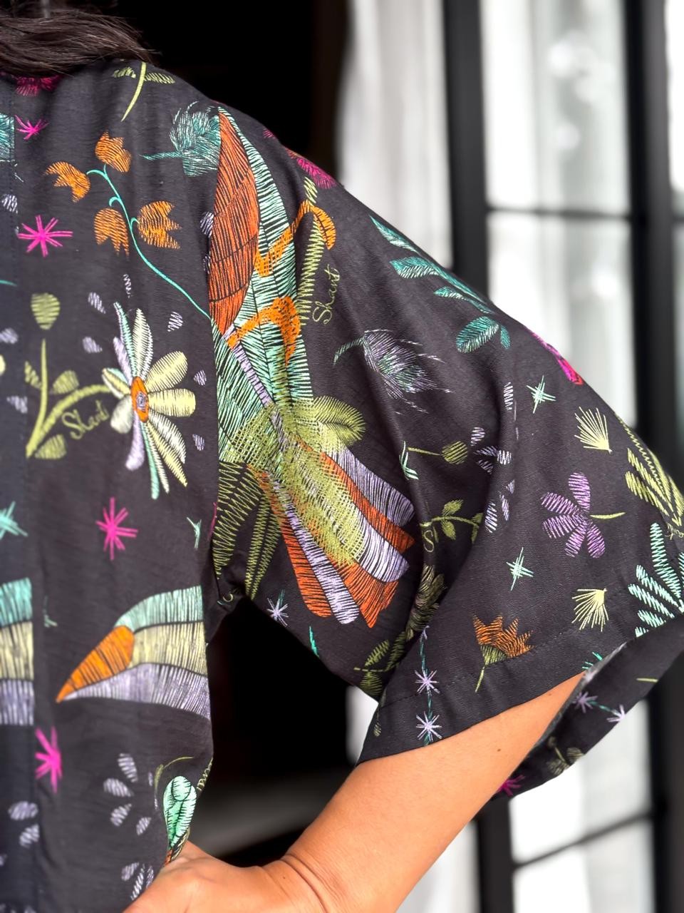 KIMONO VISCOSE FLORAL DE VERAO KIMONO VISCOSE FLORAL DE VERAO