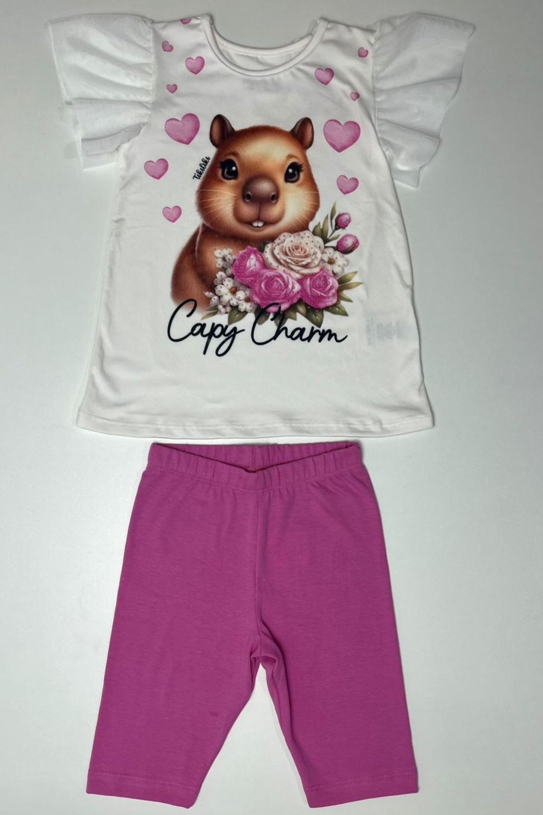 CONJUNTO MENINA BLUSA DE CAPIVARA COM TULE E BERMUDA CICLISTA - TIKI LIKI CONJUNTO MENINA BLUSA DE CAPIVARA COM TULE E BERMUDA CICLISTA - TIKI LIKI