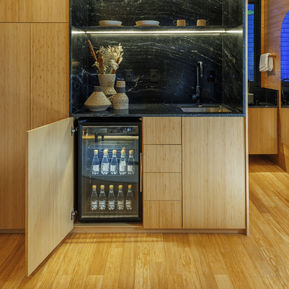 Cervejeira CV100 Porta Esquerda Cervejeira CV100 Porta Esquerda