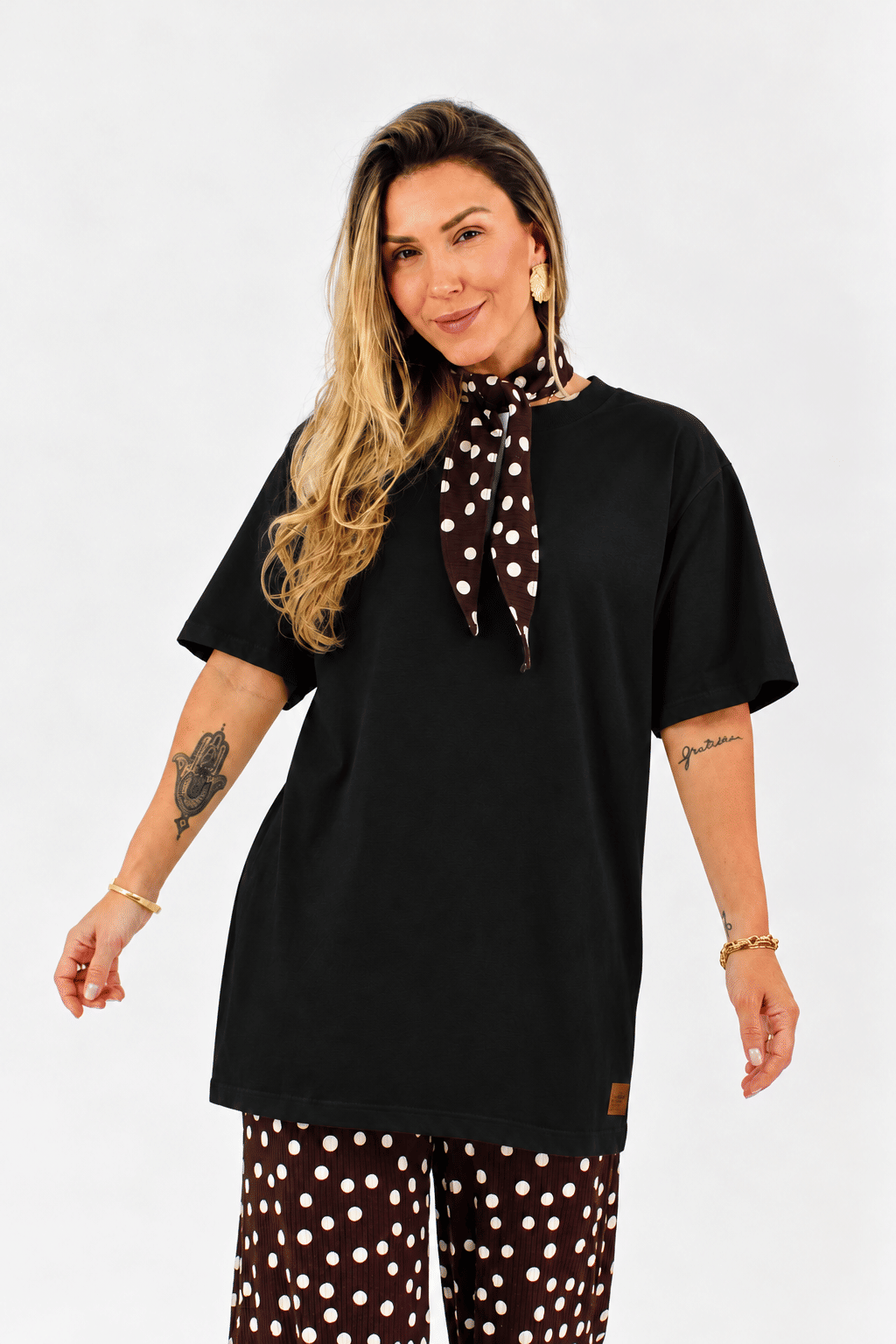 T-SHIRT OVERSIZED O REI PRETA T-SHIRT OVERSIZED O REI PRETA