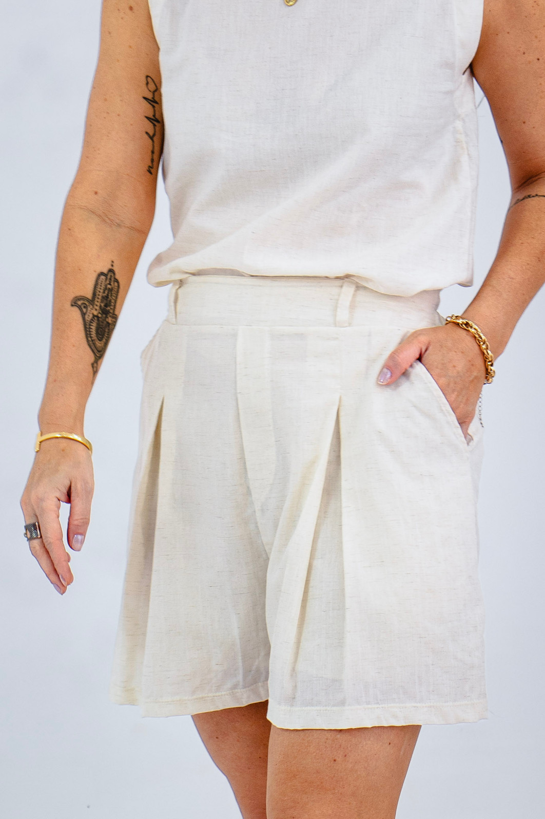 SHORTS LINHO SOCIAL MONARCA SHORTS LINHO SOCIAL MONARCA