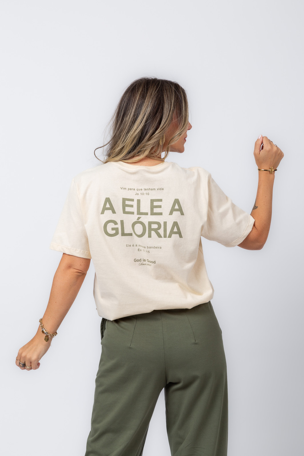 T-SHIRT OVERSIZED A ELE A GLORIA