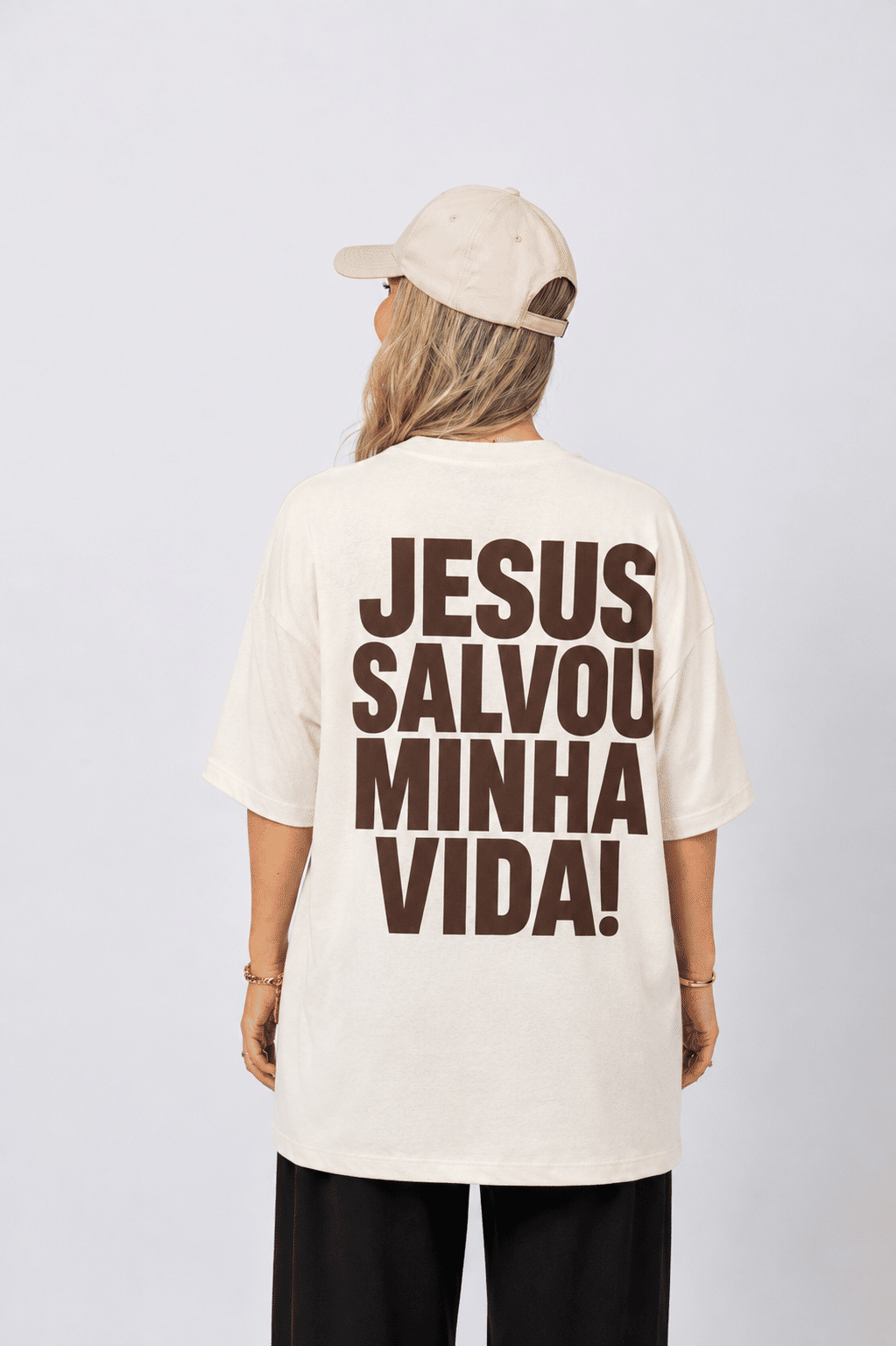 T-SHIRT MAXI OVERSIZED JESUS SALVOU A MINHA VIDA OFF T-SHIRT MAXI OVERSIZED JESUS SALVOU A MINHA VIDA OFF