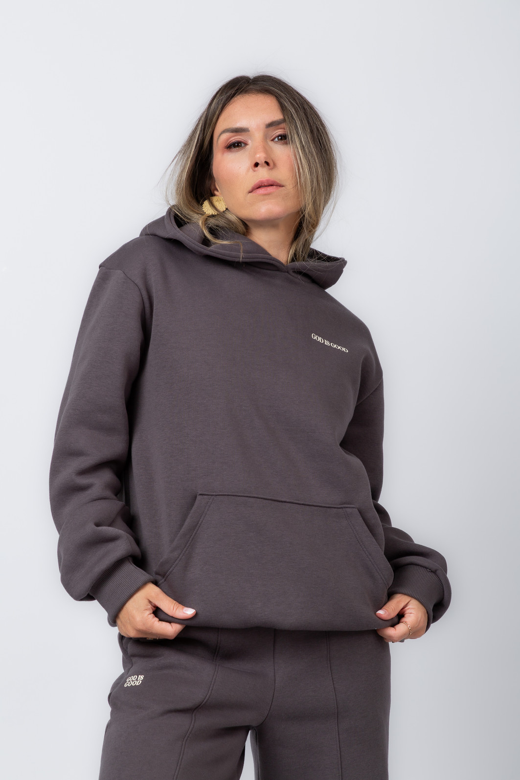 CASACO OVERSIZED MOLETOM MATEUS