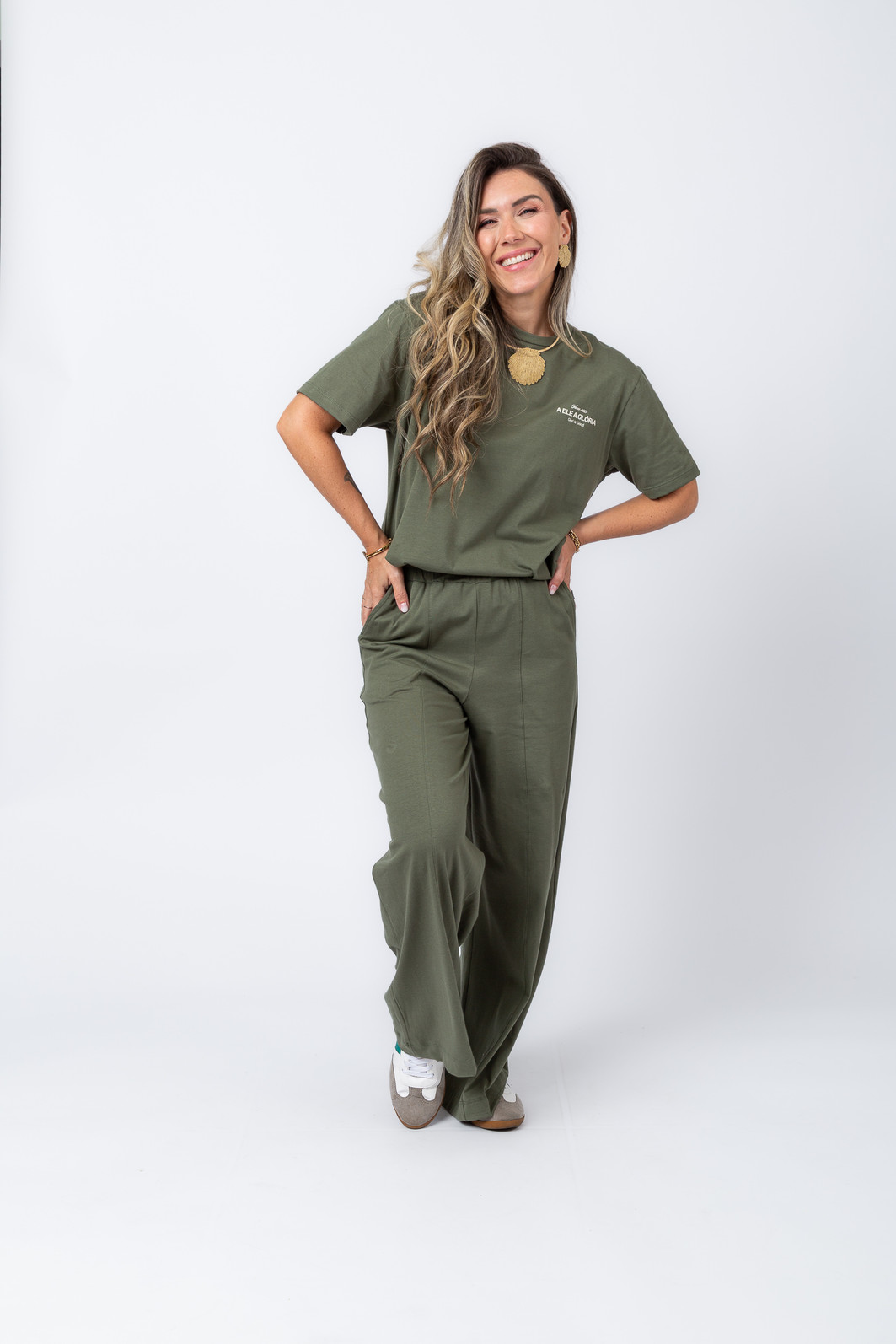 T-SHIRT OVERSIZED A ELE A GLÓRIA VERDE