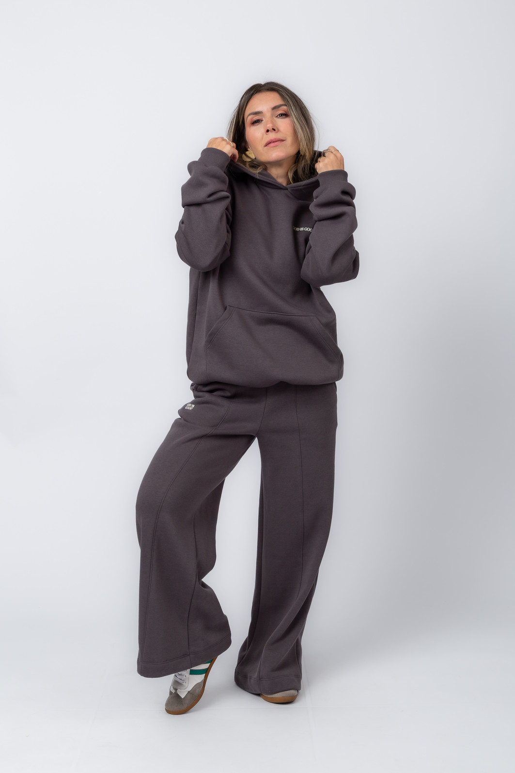 CASACO OVERSIZED MOLETOM MATEUS