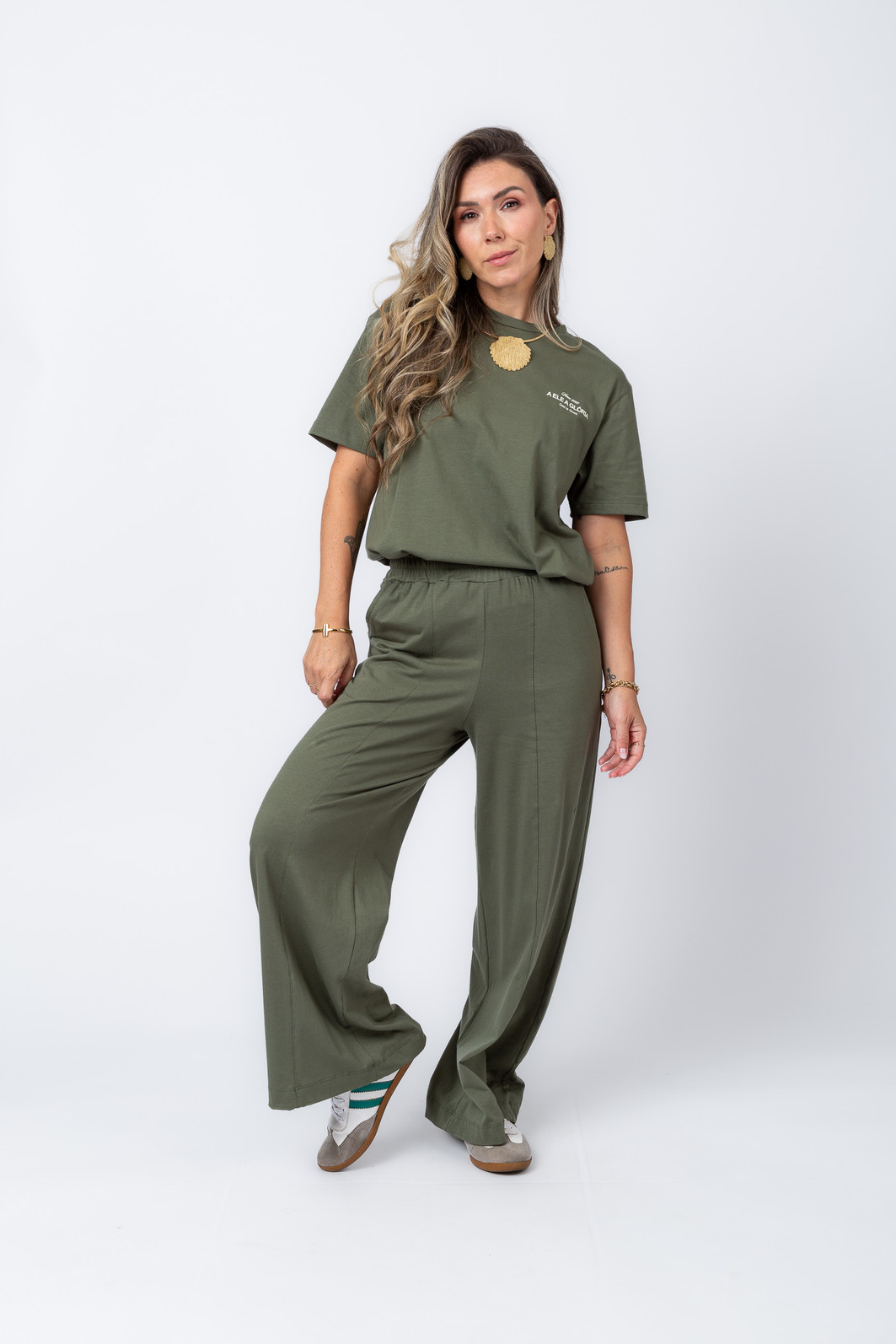 T-SHIRT OVERSIZED A ELE A GLÓRIA VERDE