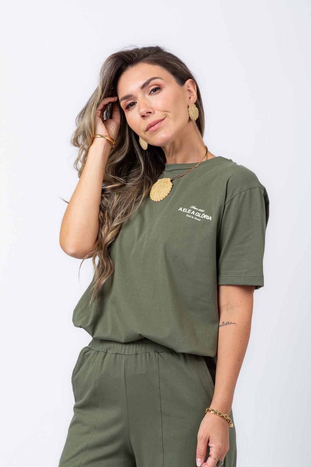 T-SHIRT OVERSIZED A ELE A GLÓRIA VERDE
