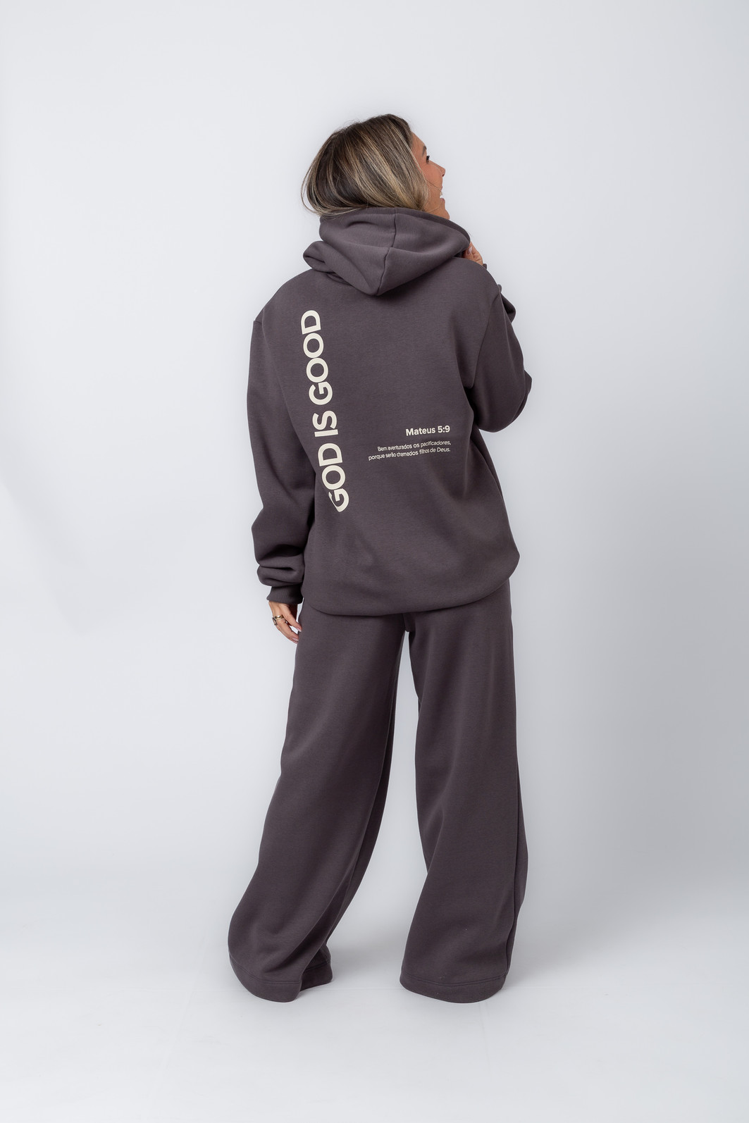 CASACO OVERSIZED MOLETOM MATEUS