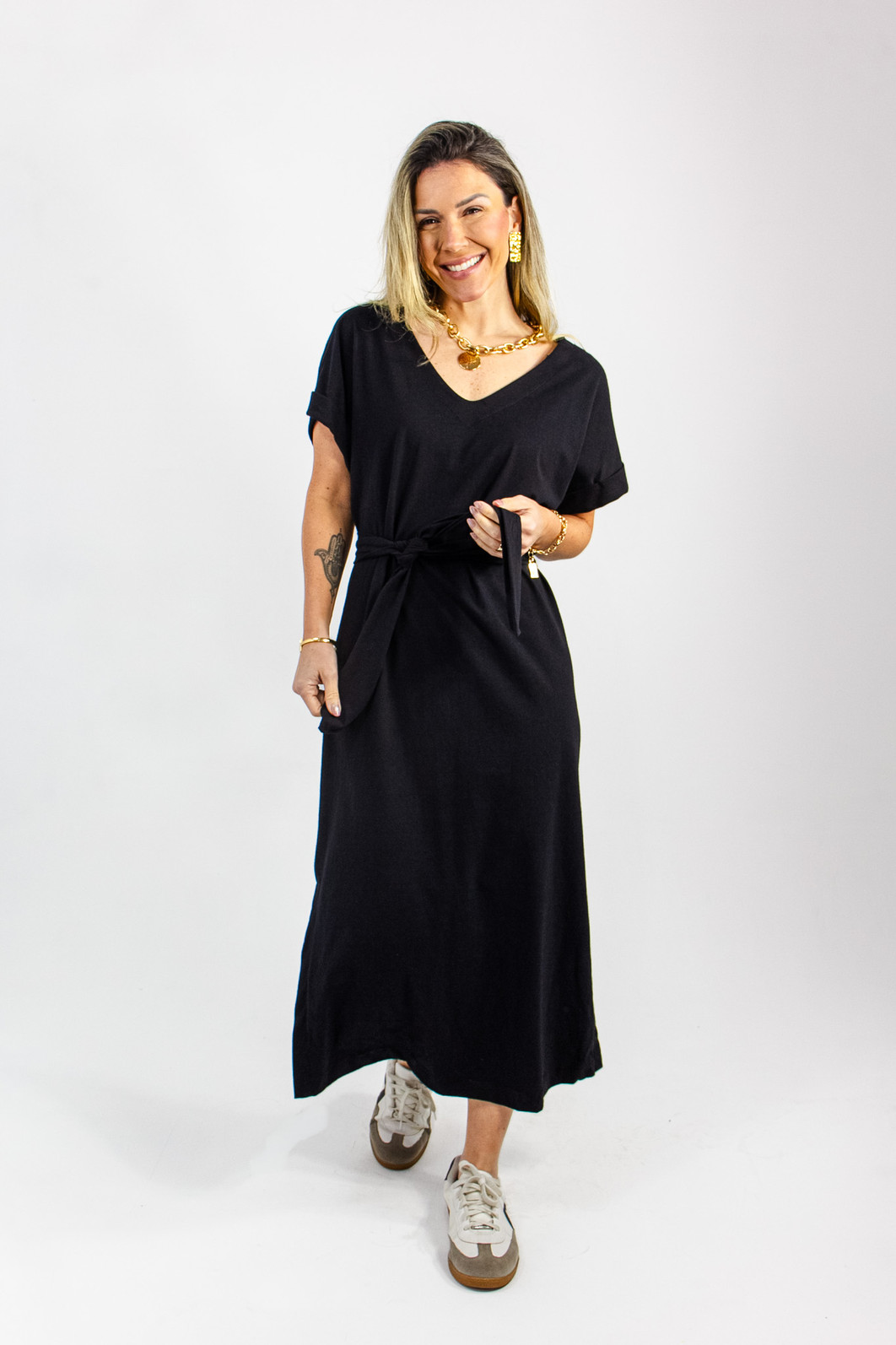 VESTIDO ELE GOVERNA VESTIDO ELE GOVERNA