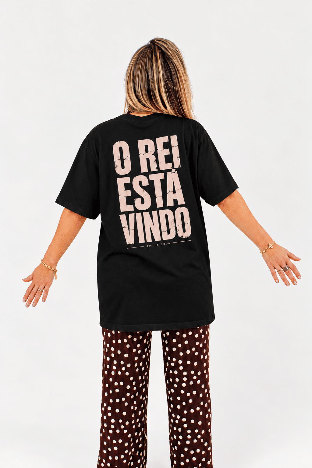 T-SHIRT OVERSIZED O REI PRETA T-SHIRT OVERSIZED O REI PRETA