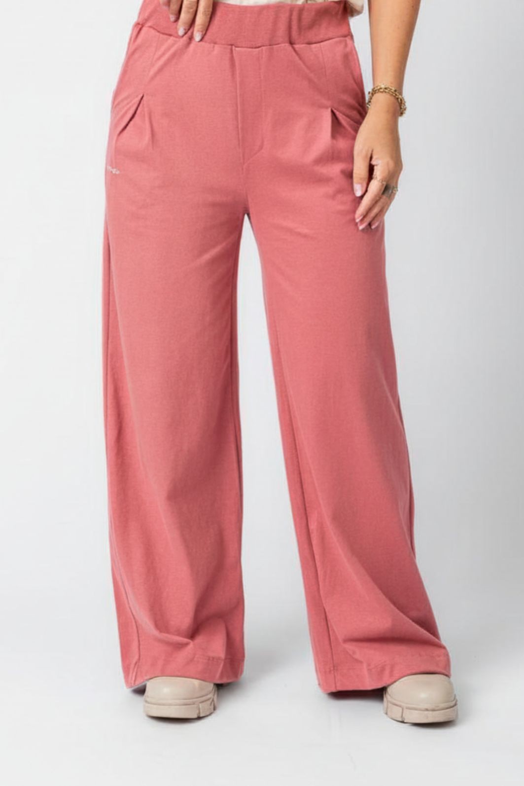 TRIO CÉU ROSÉ T-SHIRT + CALÇA + LENÇO TRIO CÉU ROSÉ T-SHIRT + CALÇA + LENÇO