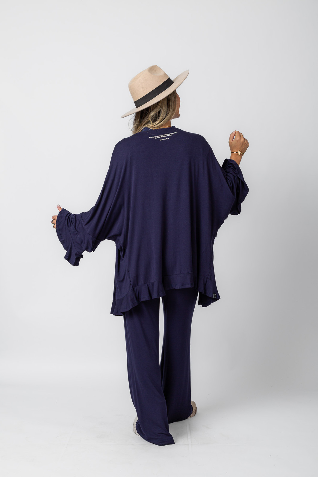 TRIO ESSENCIAL MARINHO - KIMONO + CALÇA + BLUSA ECLESIASTE TRIO ESSENCIAL MARINHO - KIMONO + CALÇA + BLUSA ECLESIASTE