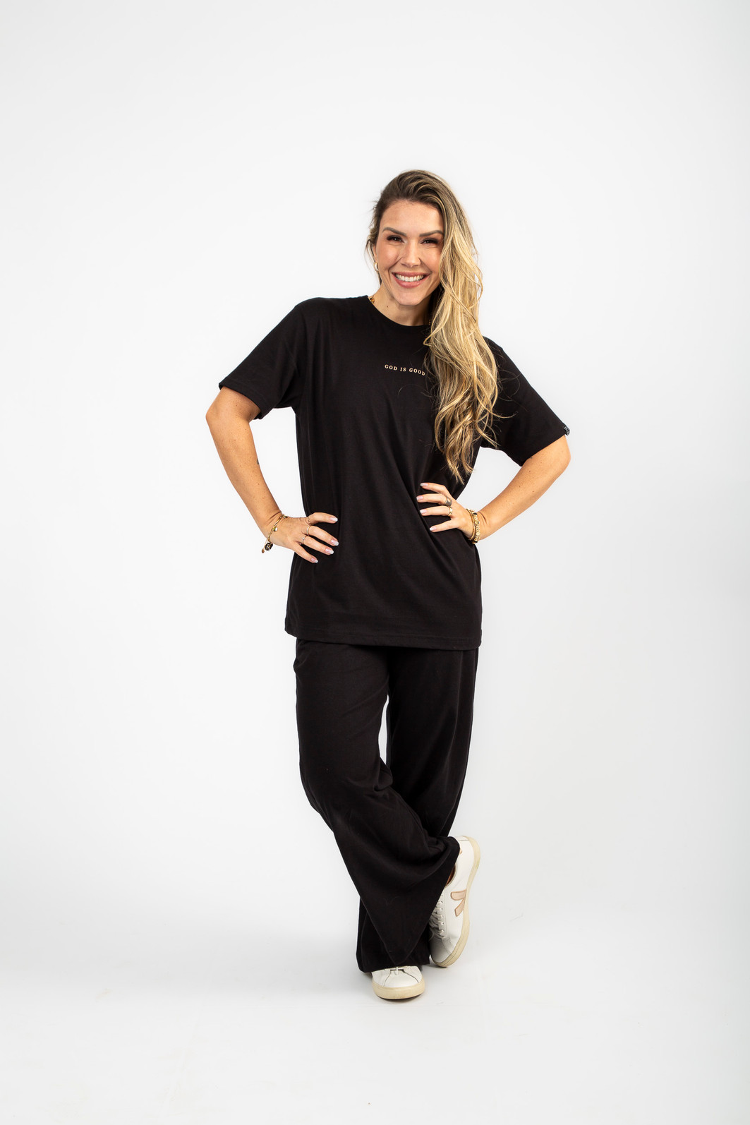 T-SHIRT NÃO TEMAS OVERSIZED PRETA