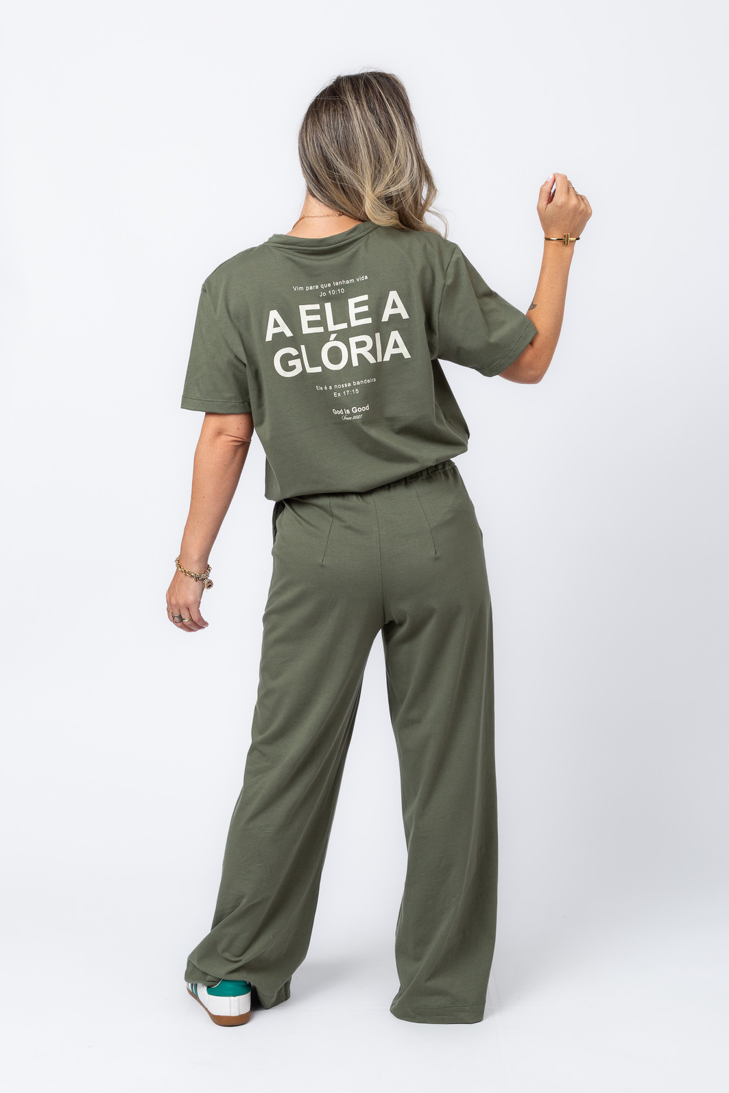 T-SHIRT OVERSIZED A ELE A GLÓRIA VERDE