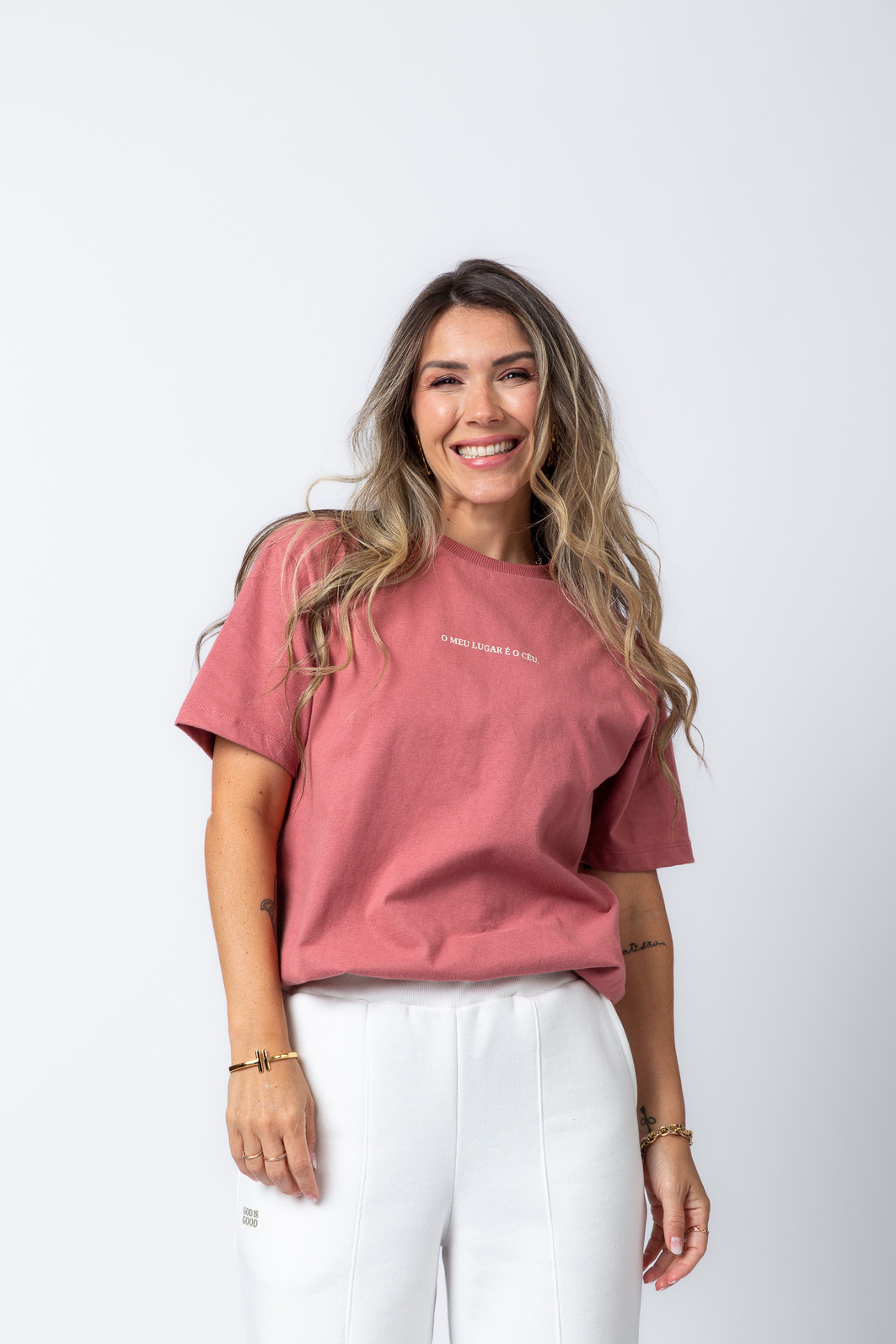 T-SHIRT OVERSIZED MEU LUGAR É O CÉU