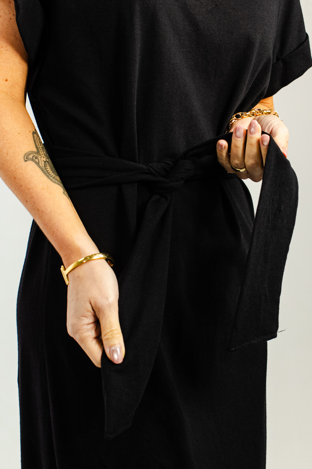 VESTIDO ELE GOVERNA VESTIDO ELE GOVERNA