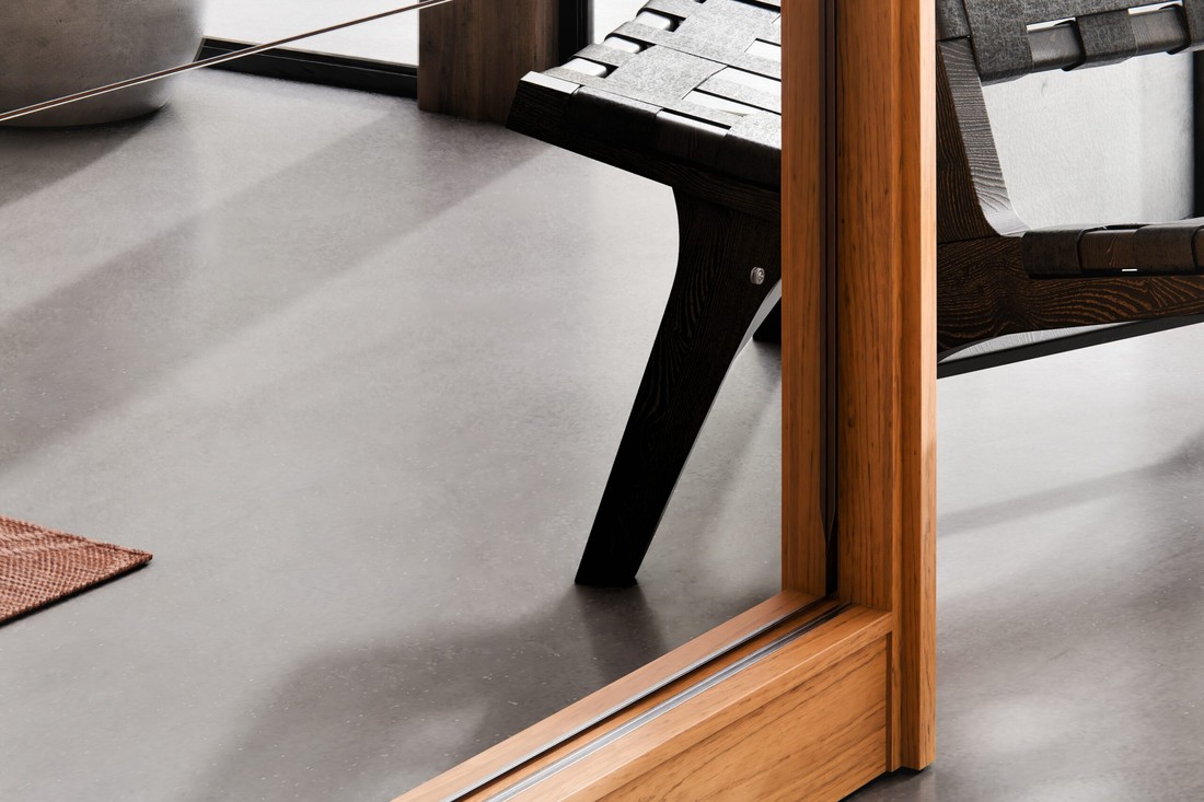 Guarda-Roupa 2 Portas de Correr 4 Gavetas Robel Studio 100% MDF Cinamomo/Off White Guarda-Roupa 2 Portas de Correr 4 Gavetas Robel Studio 100% MDF Cinamomo/Off White