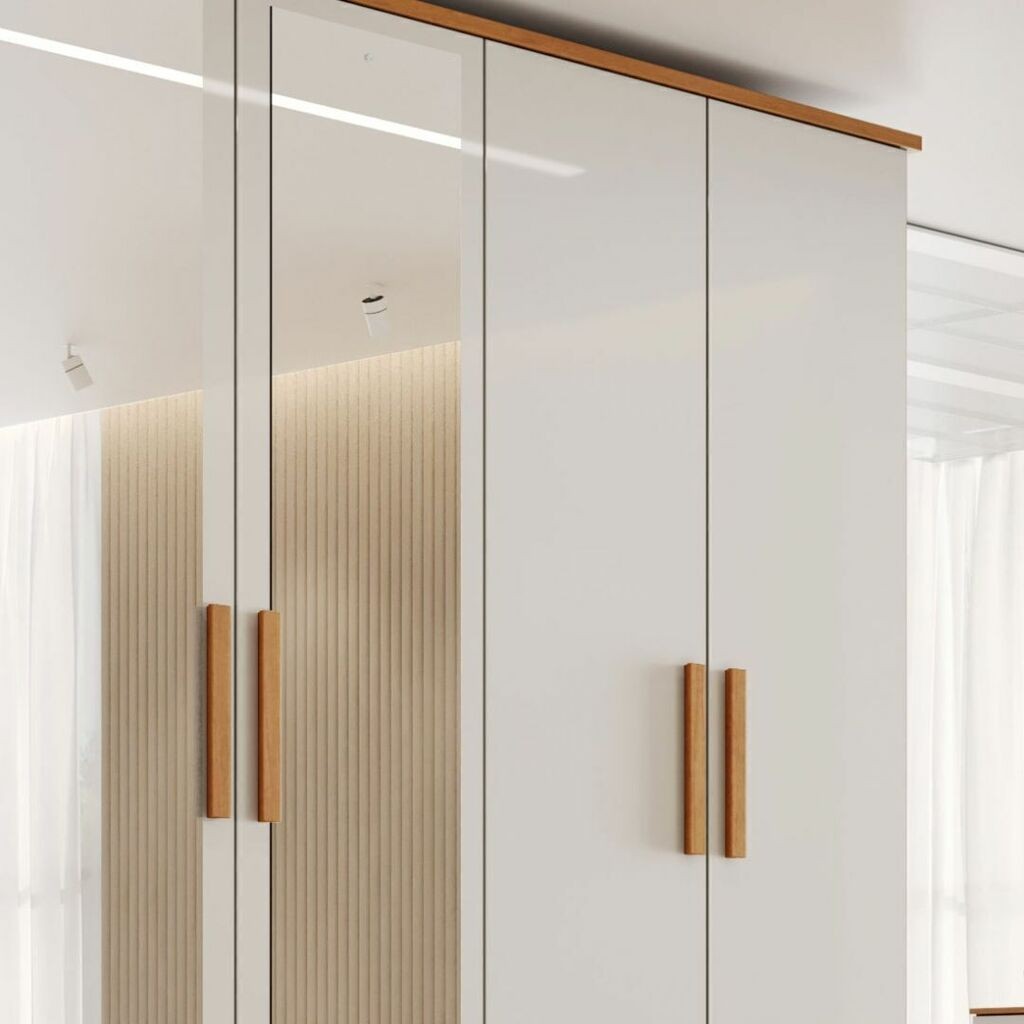 Guarda-Roupa Casal Com Espelho Em MDF 6 Portas Bianchi Nina Naturall/Off White Guarda-Roupa Casal Com Espelho Em MDF 6 Portas Bianchi Nina Naturall/Off White