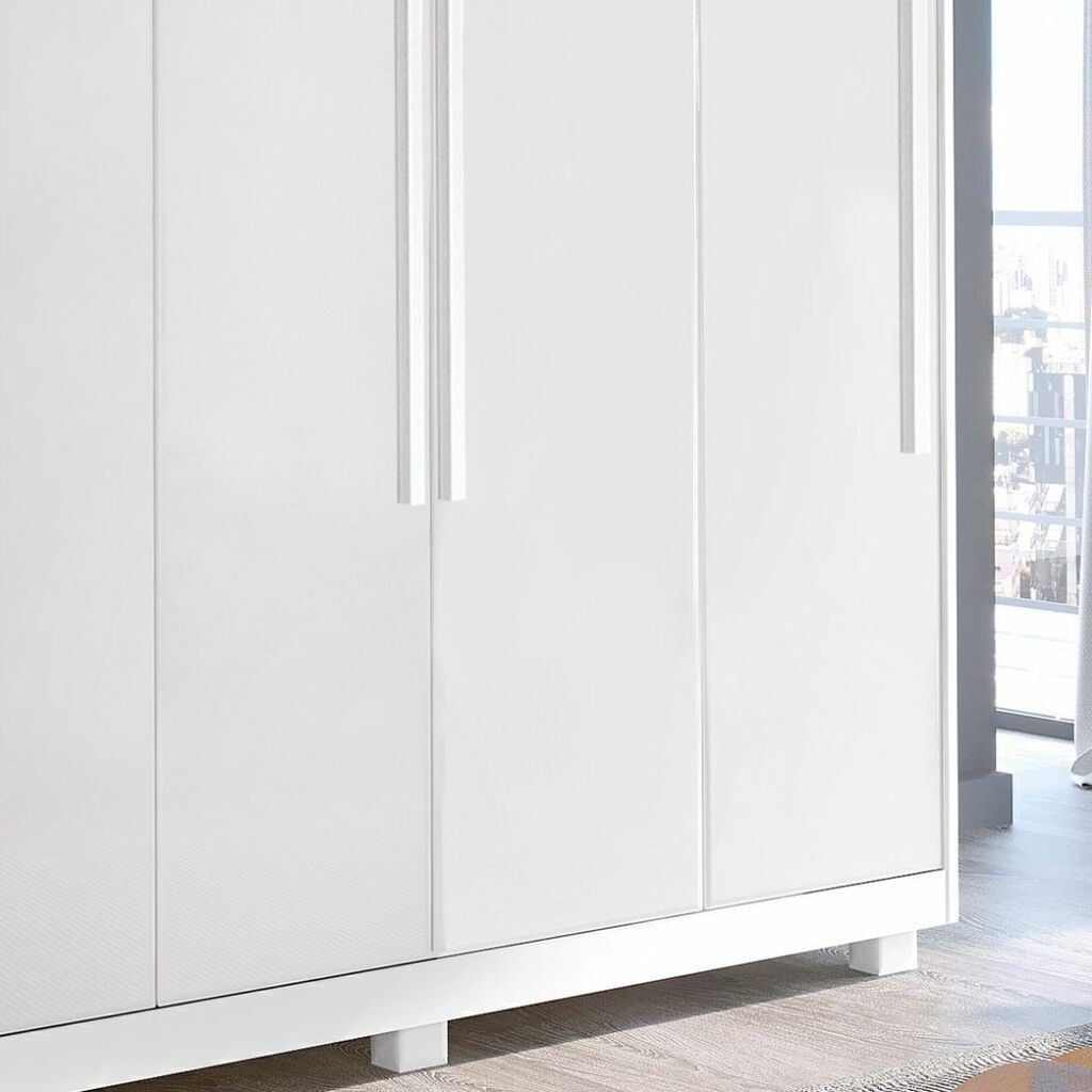 Guarda-Roupa Casal em MDF 6 Portas Bom Pastor Mary Branco Guarda-Roupa Casal em MDF 6 Portas Bom Pastor Mary Branco