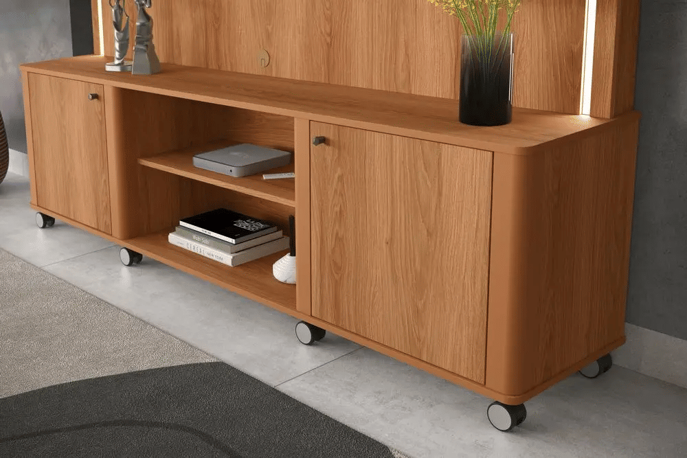 Estante Home Para TV 75 Polegadas com LED e Rodízios Lukaliam Florença Jequitiba Estante Home Para TV 75 Polegadas com LED e Rodízios Lukaliam Florença Jequitiba