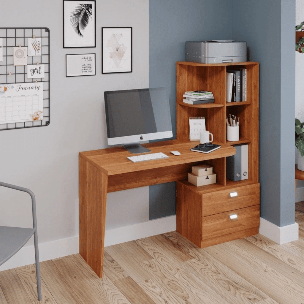 Escrivaninha/Mesa de Computador 2 Gavetas com Prateleiras Permobili Elisa Cinamomo Escrivaninha/Mesa de Computador 2 Gavetas com Prateleiras Permobili Elisa Cinamomo