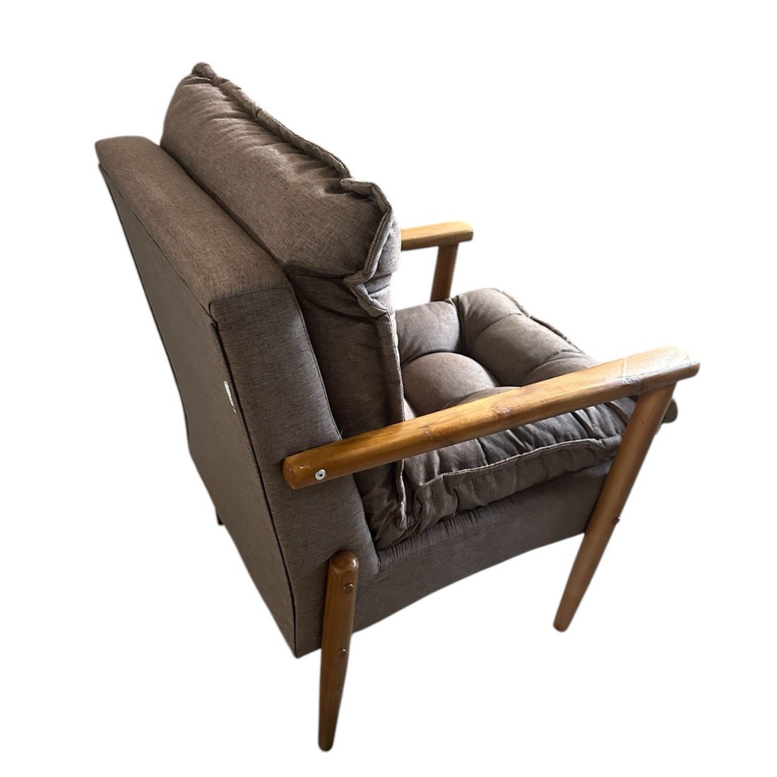 Poltrona Decorativa JF 100% Fibra Siliconada Pés em Madeira - Tecido 174 Linho Marrom