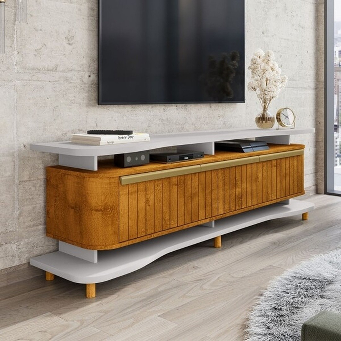 Rack para TV até 75 Polegadas Guarapari 3 Portas Off White/Naturalle Fresado - Móveis Bechara Rack para TV até 75 Polegadas Guarapari 3 Portas Off White/Naturalle Fresado - Móveis Bechara