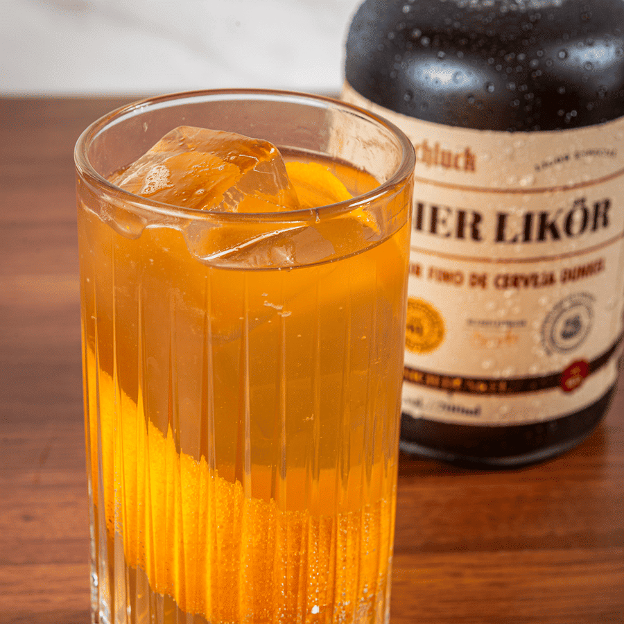 Licor Fino de Cerveja Dunkel 700ml Bier Likor Schluck Licor Fino de Cerveja Dunkel 700ml Bier Likor Schluck