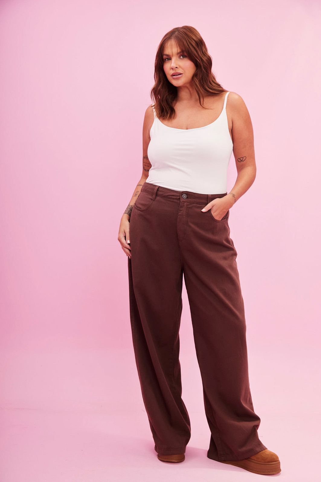 CALÇA JEANS WIDE LEG MARROM CALÇA JEANS WIDE LEG MARROM