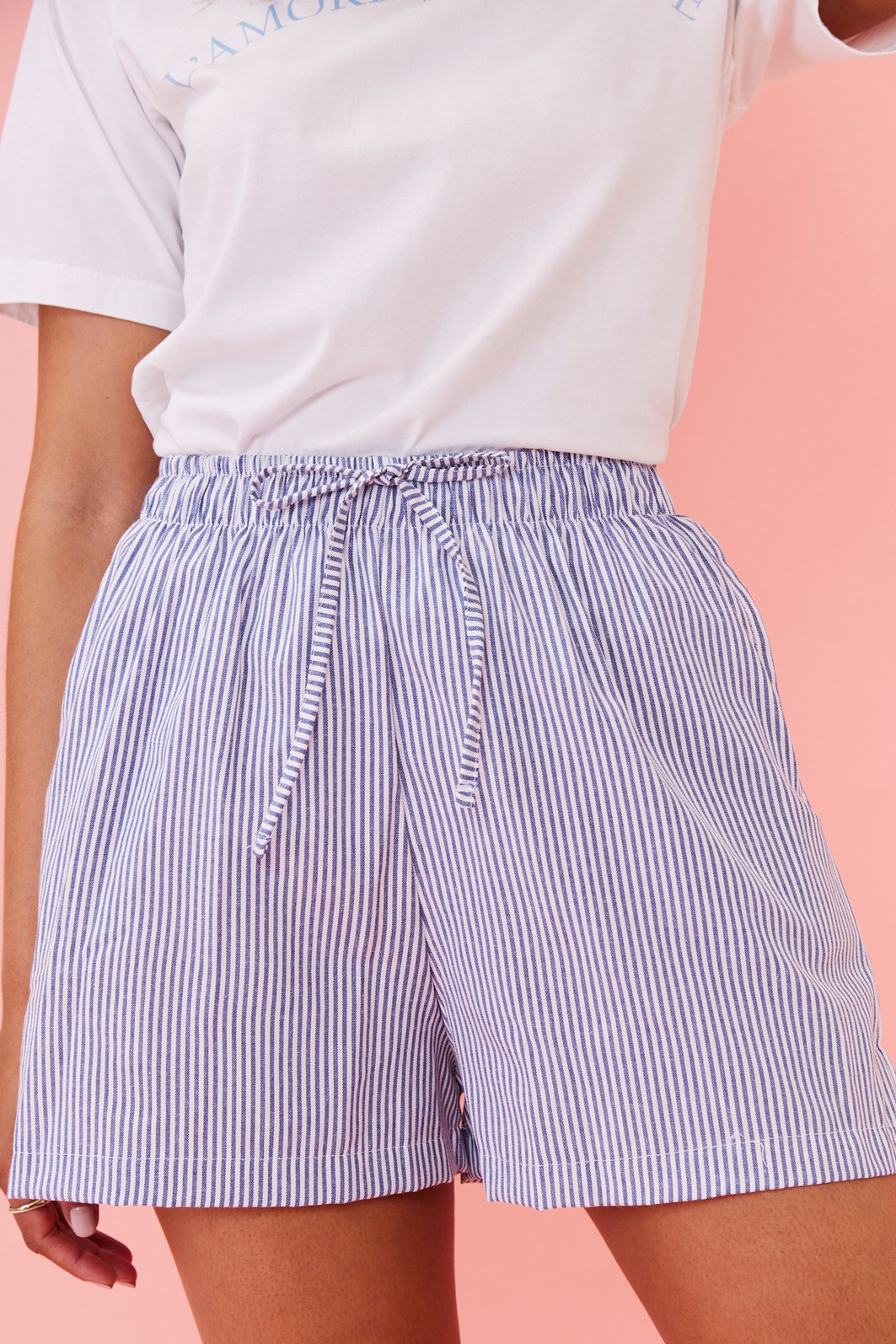 SHORTS HELENA LISTRADO AZUL