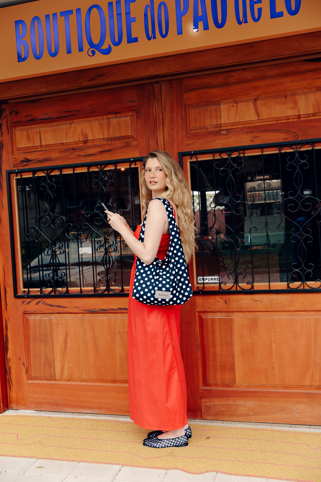 VESTIDO FLASH SALE MIDI VERMELHO VESTIDO FLASH SALE MIDI VERMELHO